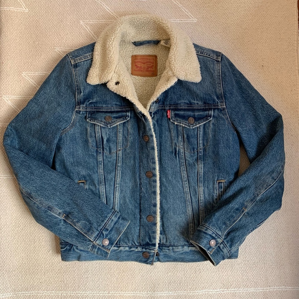 Levi’s Sherpa-lined Denim Jacket